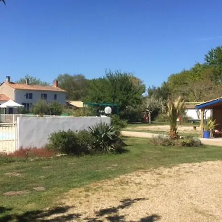 Mobil-home Avec Terrasse, 6 Pers, 3 - Api-1-52-460 *