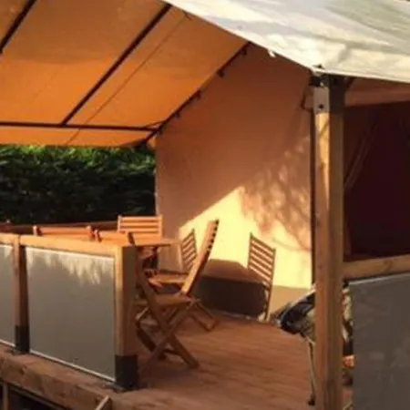 Mobil-home Avec Terrasse, 6 Pers, 3 - Api-1-52-460 *